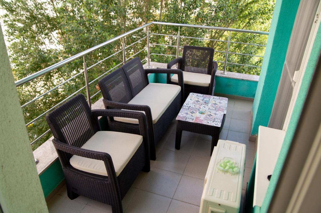 Apartament Summerland-Мамая Екстериор снимка